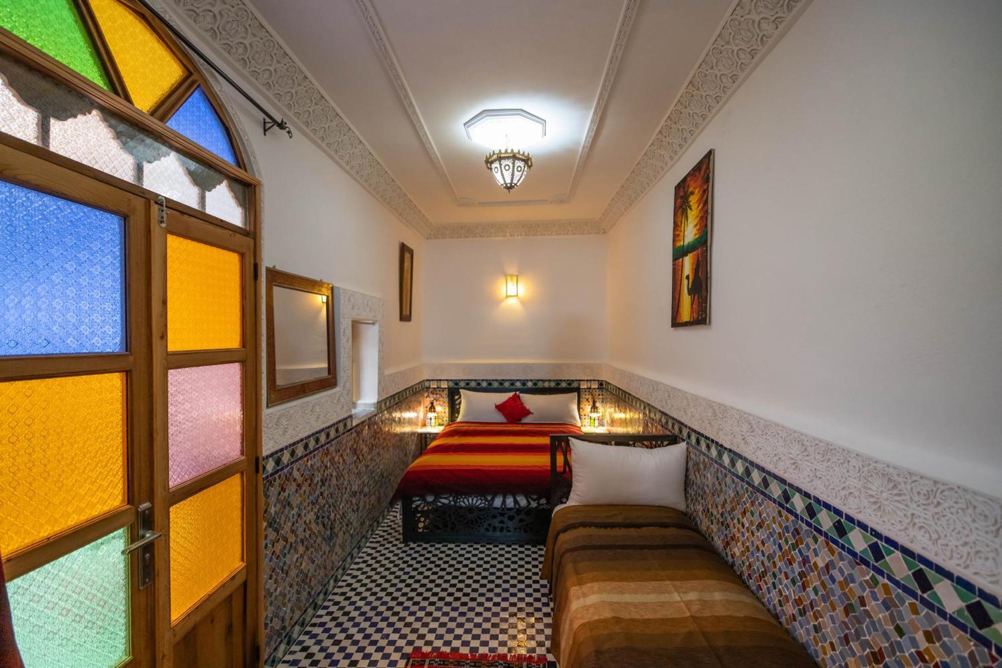 Riad Tafoukt Fez Buitenkant foto