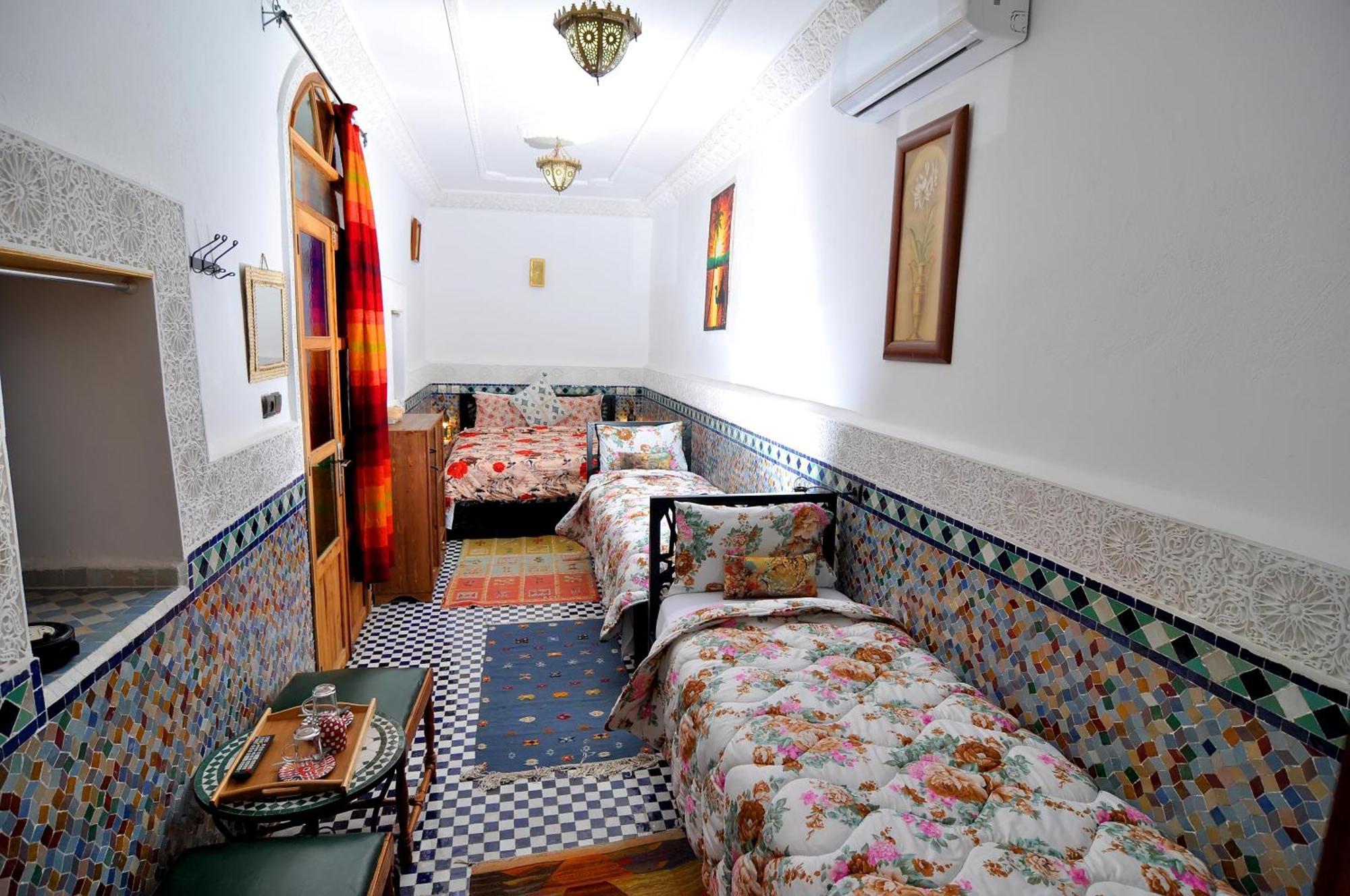 Riad Tafoukt Fez Buitenkant foto