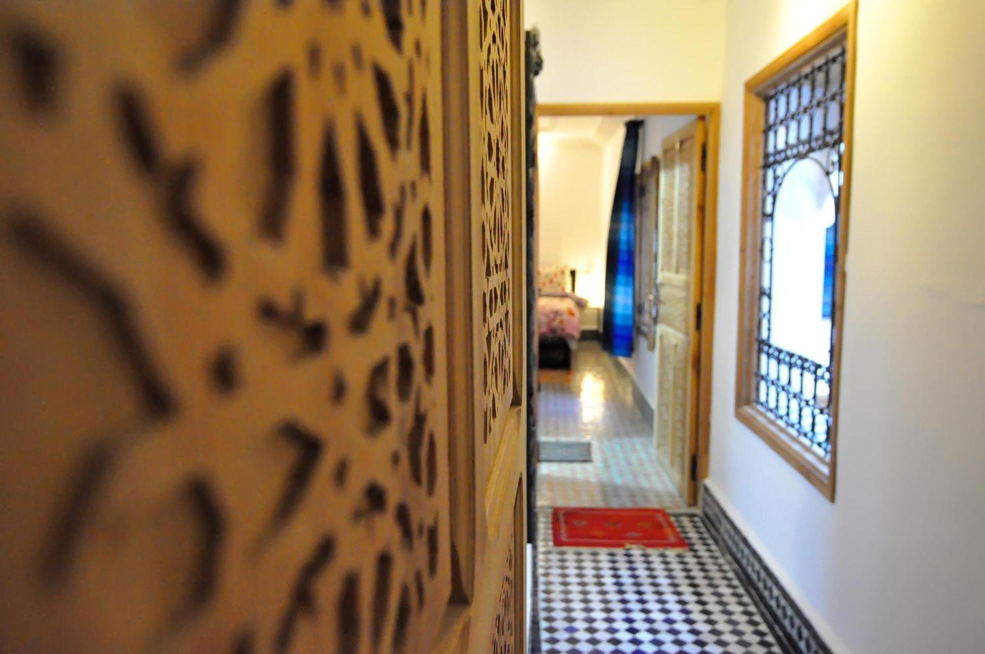 Riad Tafoukt Fez Buitenkant foto